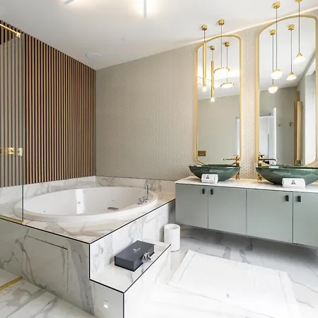 B&B Tritone Luxury Piazza Del Popolo