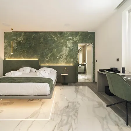 Tritone Luxury Piazza Del Popolo 4*