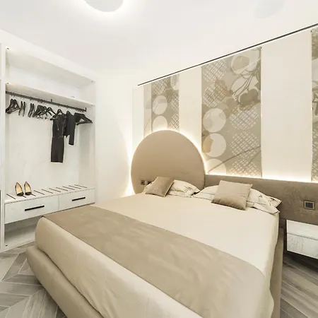 Tritone Luxury Piazza Del Popolo 로마