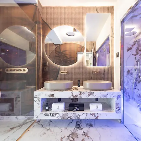 Tritone Luxury Piazza Del Popolo 4* 로마