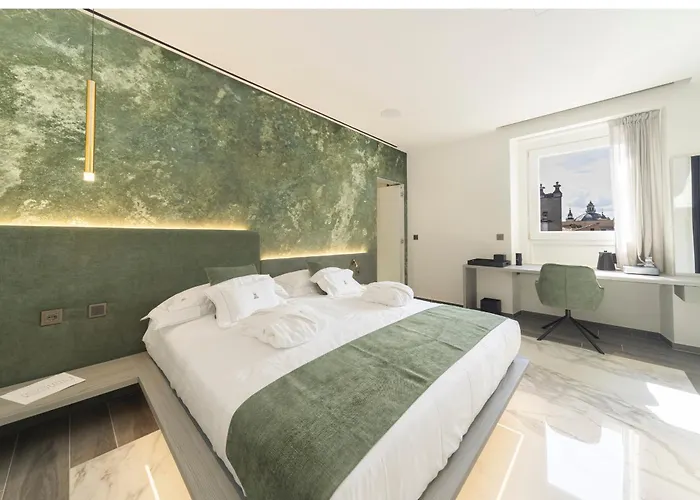 Tritone Luxury Piazza Del Popolo Bed and breakfast