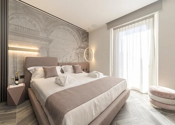 Tritone Luxury Piazza Del Popolo Bed and breakfast 4*