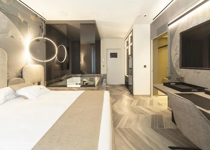 Tritone Luxury Piazza Del Popolo Bed and breakfast