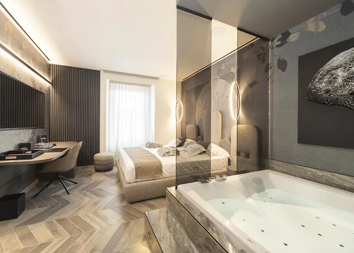 Tritone Luxury Piazza Del Popolo Bed and breakfast Roma