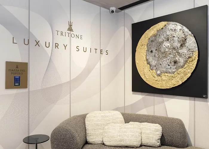 Tritone Luxury Piazza Del Popolo Bed and breakfast 4*